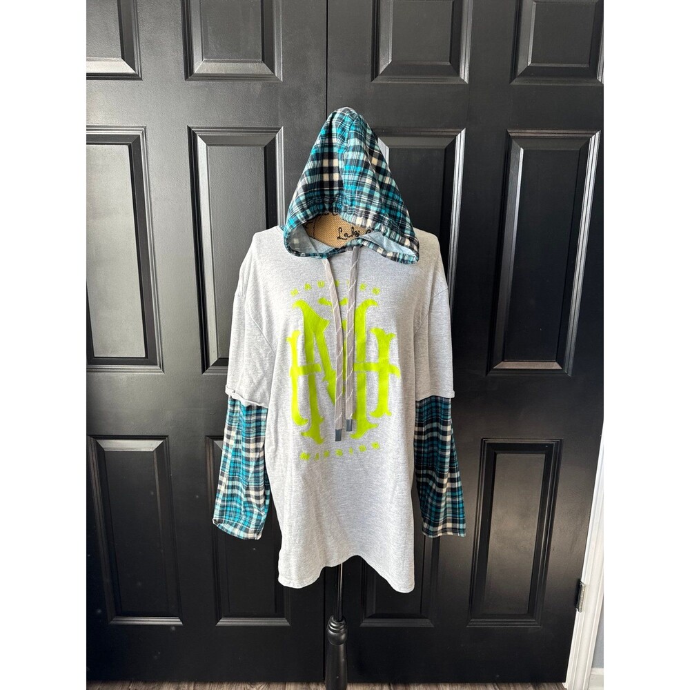 Haunted mansion, hooded shirt, size large